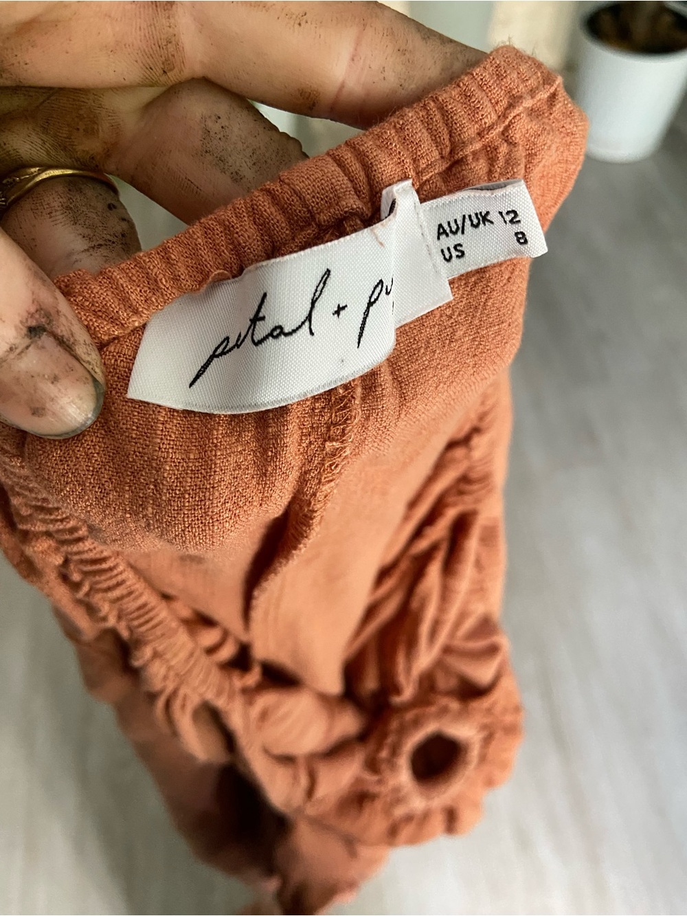 100% linen dress with cutouts and open back in orange - Picture 3 of 4